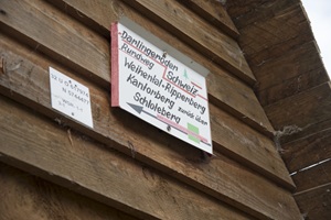 Schild Wanderweg Darlingeröder Schweiz